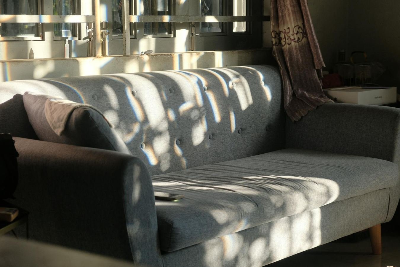 DFS Review: Sofa Lead Times, Fabric Samples and Delivery Room Checks