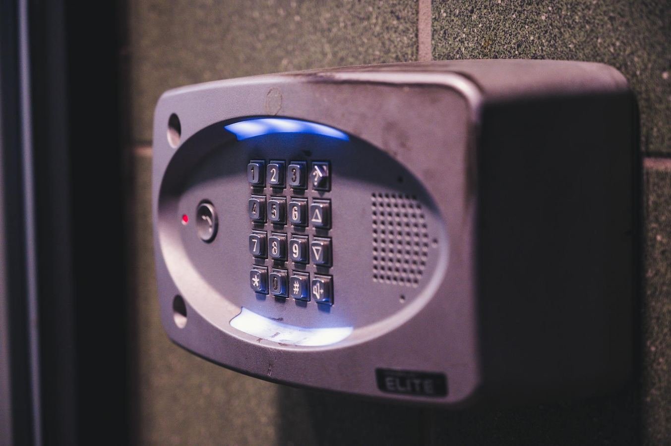 Ring Review: Doorbells, Subscriptions, Compatibility and Installation Checks