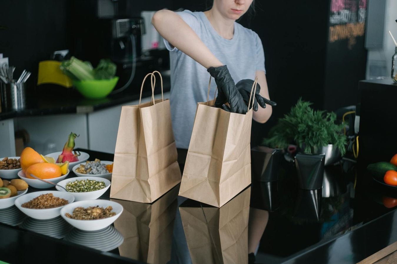 HelloFresh Review: Meal Boxes, Allergens, Portions and Skip Controls