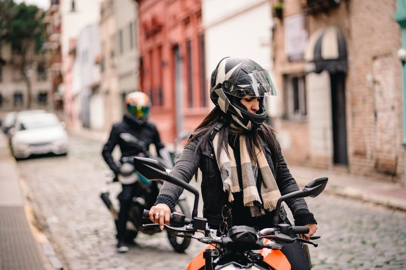 Sportsbikeshop Review: Helmet Fit, Returns and Motorbike Accessory Compatibility